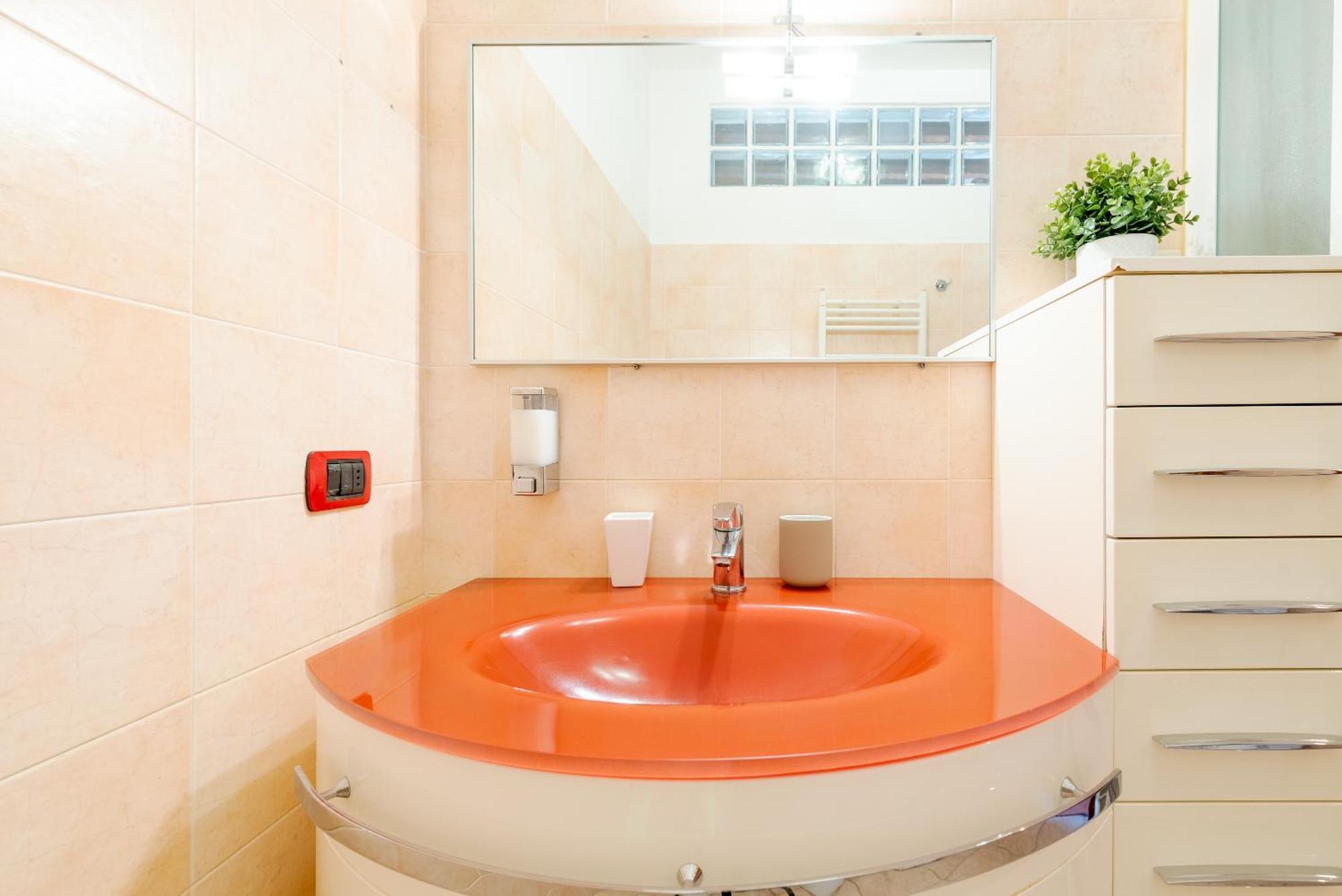 Guest Planet - Rosso Milano Apartment - Navigli Area Exterior photo