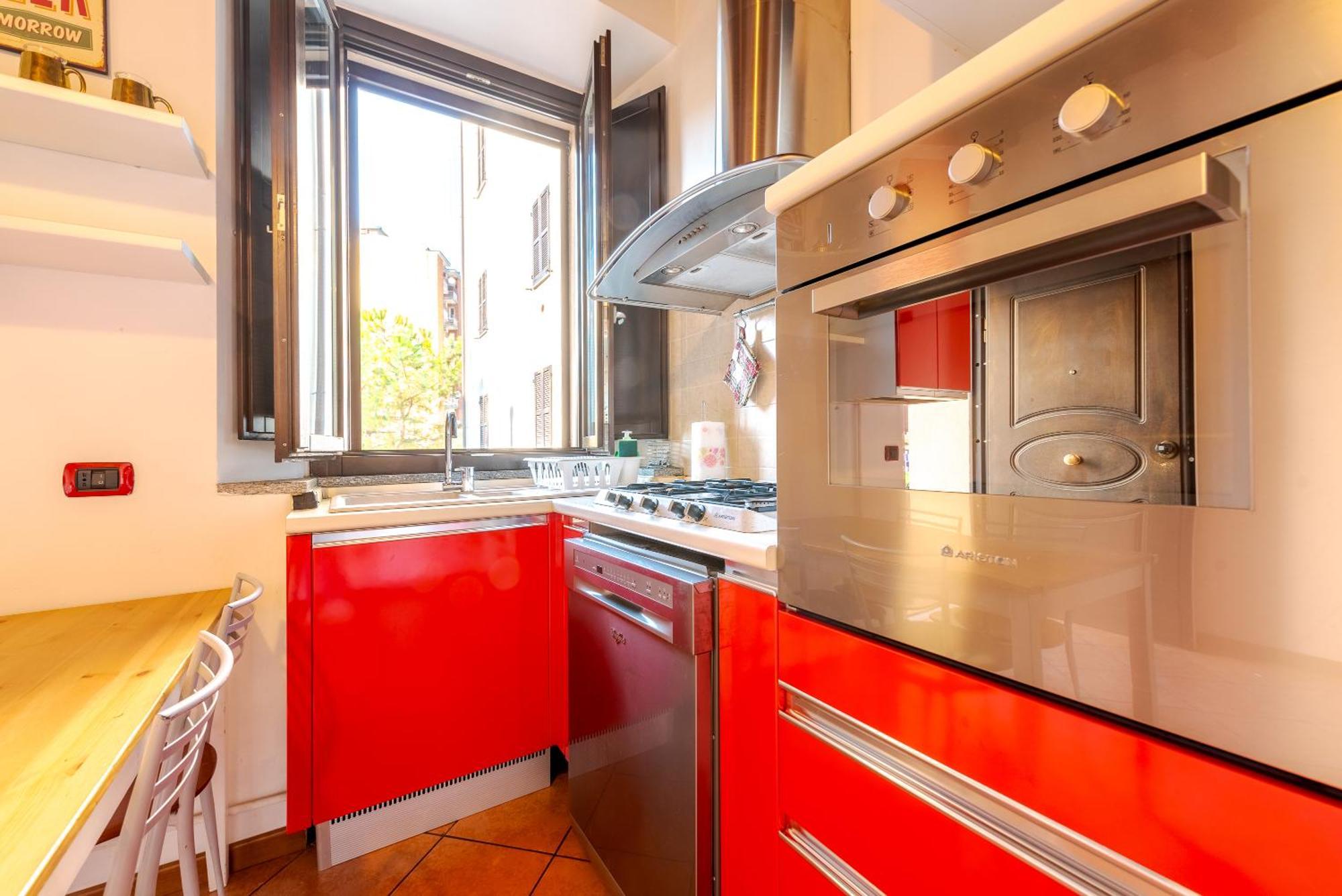 Guest Planet - Rosso Milano Apartment - Navigli Area Exterior photo
