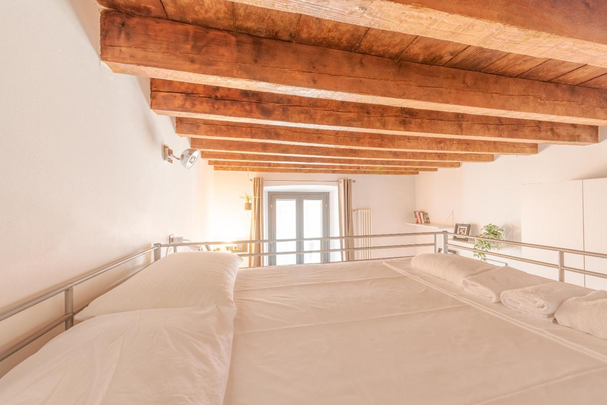 Guest Planet - Rosso Milano Apartment - Navigli Area Exterior photo