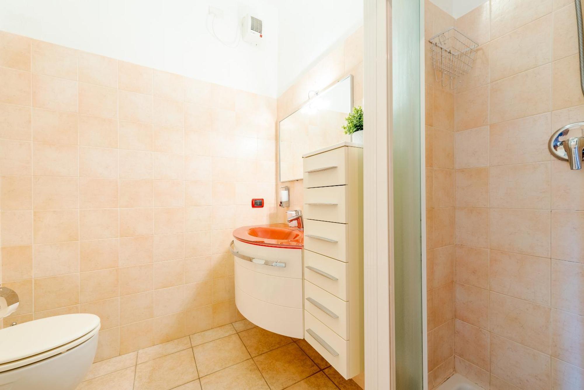 Guest Planet - Rosso Milano Apartment - Navigli Area Exterior photo